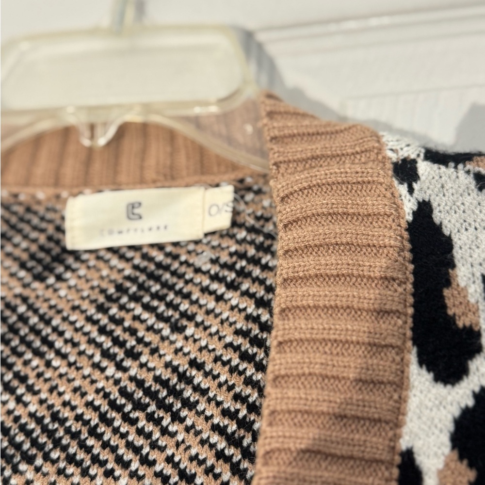 Leopard Print Open Front Cardigan Sweater - Picture 2 of 4
